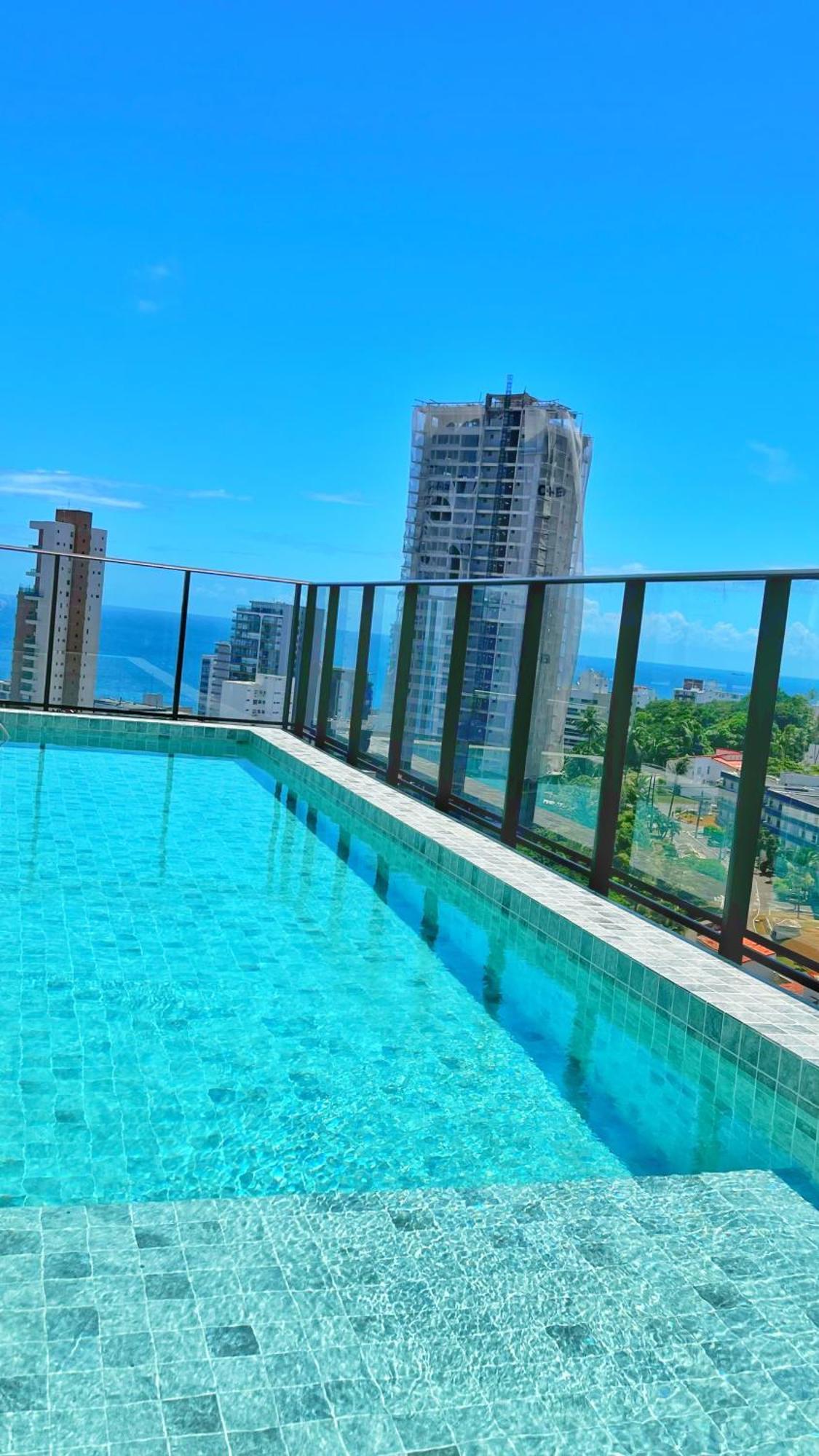Feriado Do Trabalho Com Rooftop Com Piscina Vista Mar, Academia E Salvador
